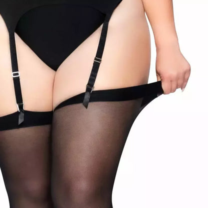 Leg Avenue Plus dydžio juodos pėdkelnės – klasikinė elegancija, 100% nailonas