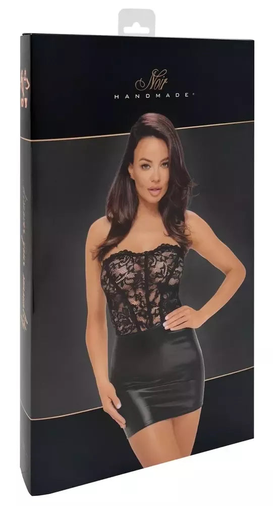 „Noir Handmade S“ suknelė – juodi nėriniai ir „powerwetlook“, korsetas nugaroje